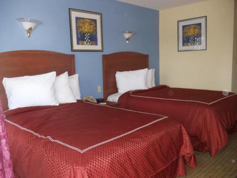 Days Inn By Wyndham Elmsford Exterior foto