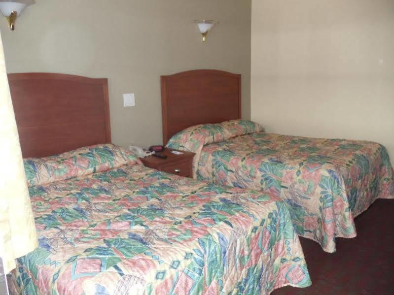 Days Inn By Wyndham Elmsford Exterior foto